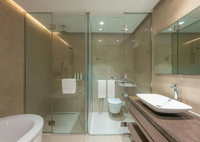 Courtyard By Marriott Dubai, Al Barsha