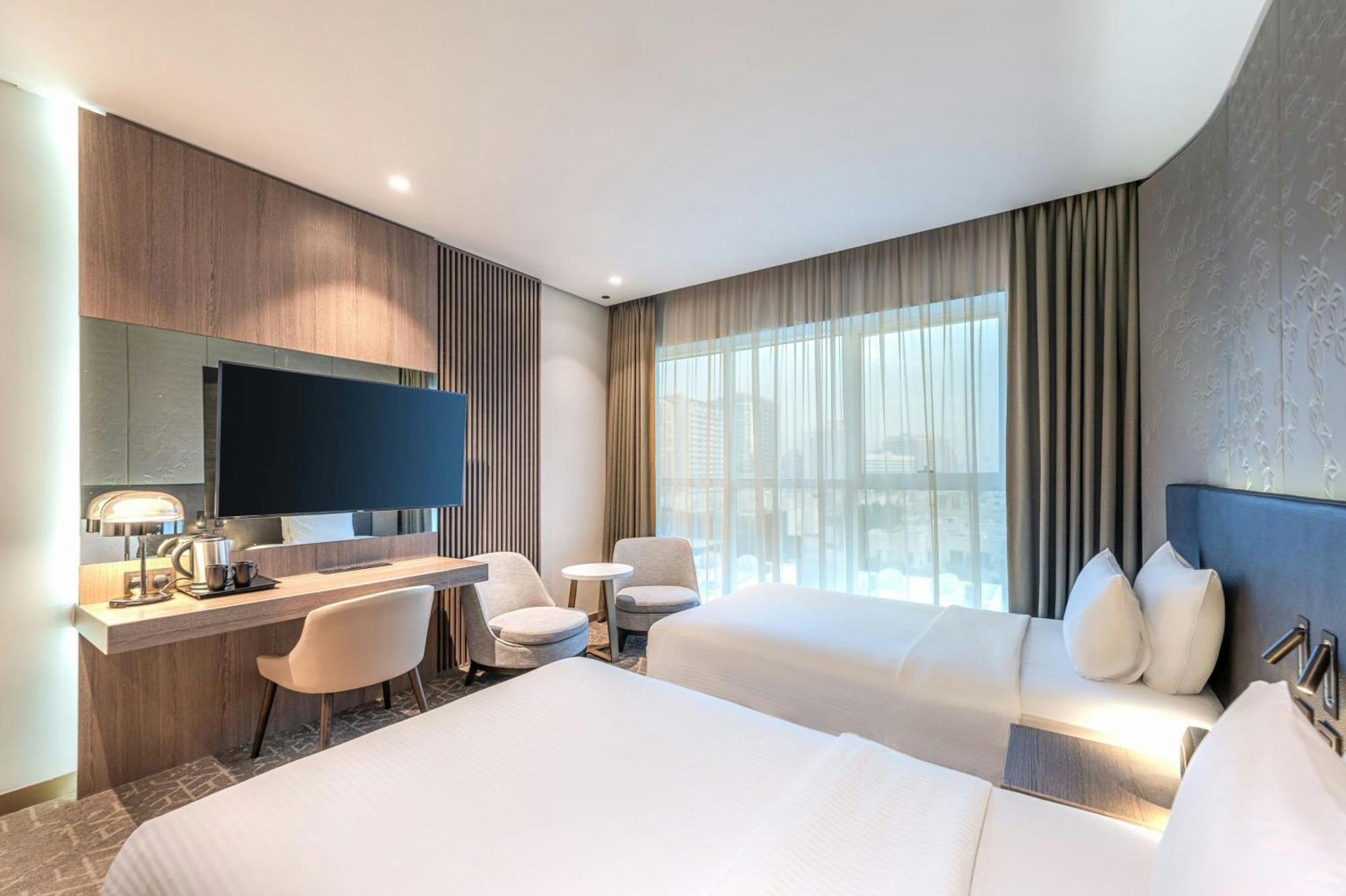 Готель Courtyard By Marriott Dubai, Al Barsha