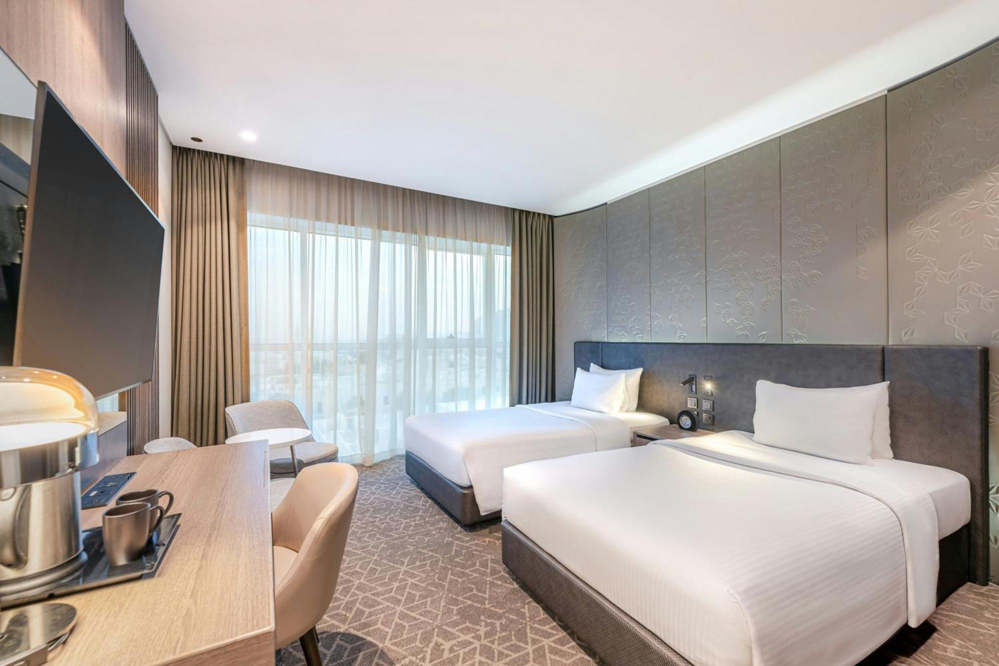 Courtyard By Marriott Dubai, Al Barsha Готель 4*